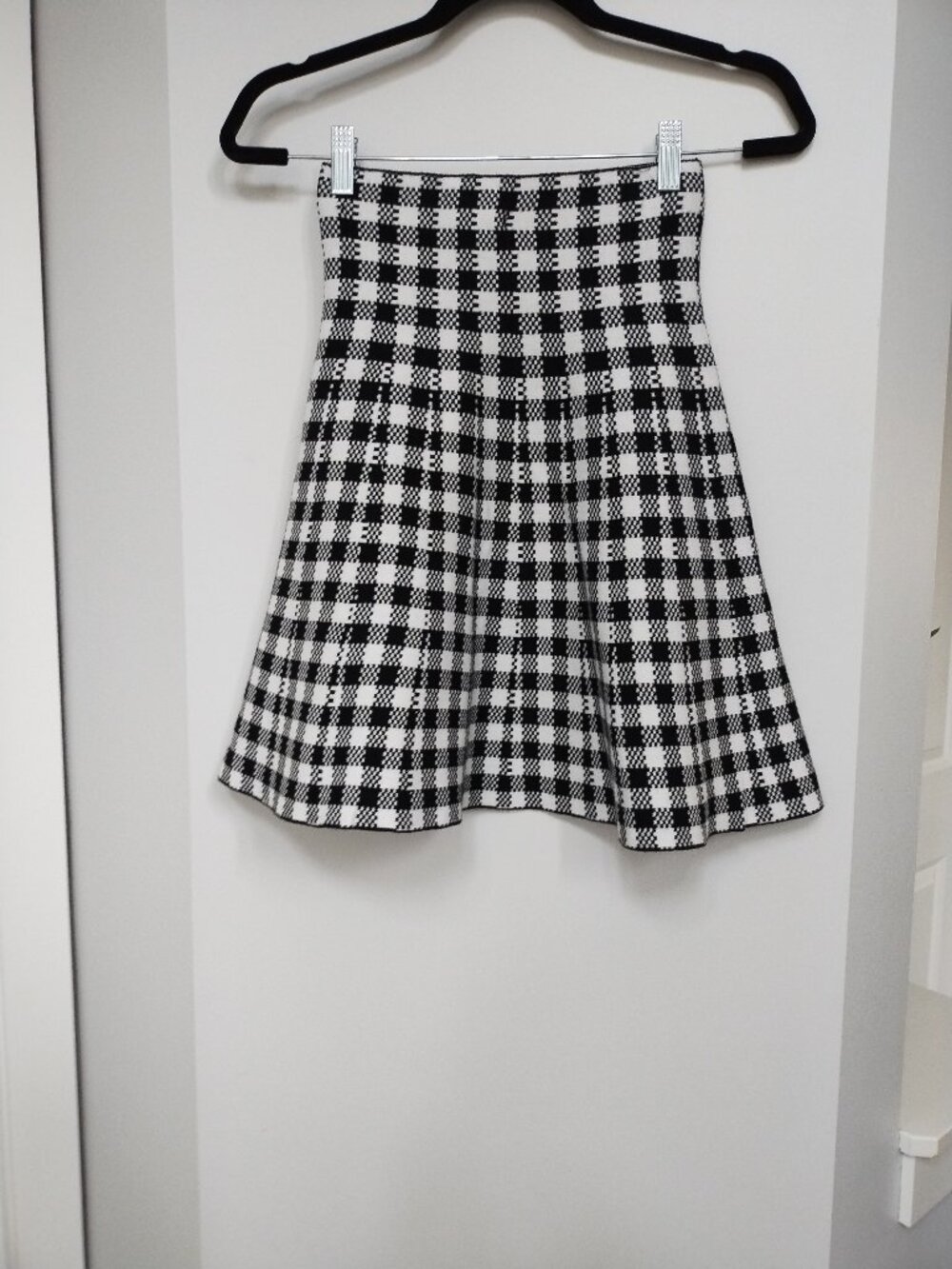 QED London black and white midi skirt